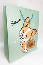 Пакет подарочный 26*32 "С меховым хвостом" (1/12)																														