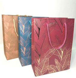Пакет подарочный 18*24 "Золотые листья" (1/12)