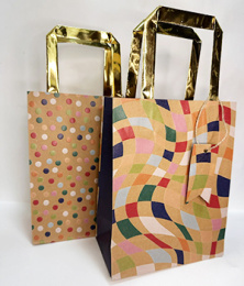 Пакет подарочный 18*23 "Геометрия", 4 дизайна (1/12)																														